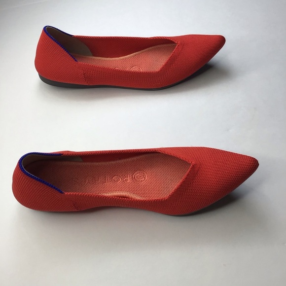 Rothy’s The Point in Red Size 6. - Picture 6 of 8